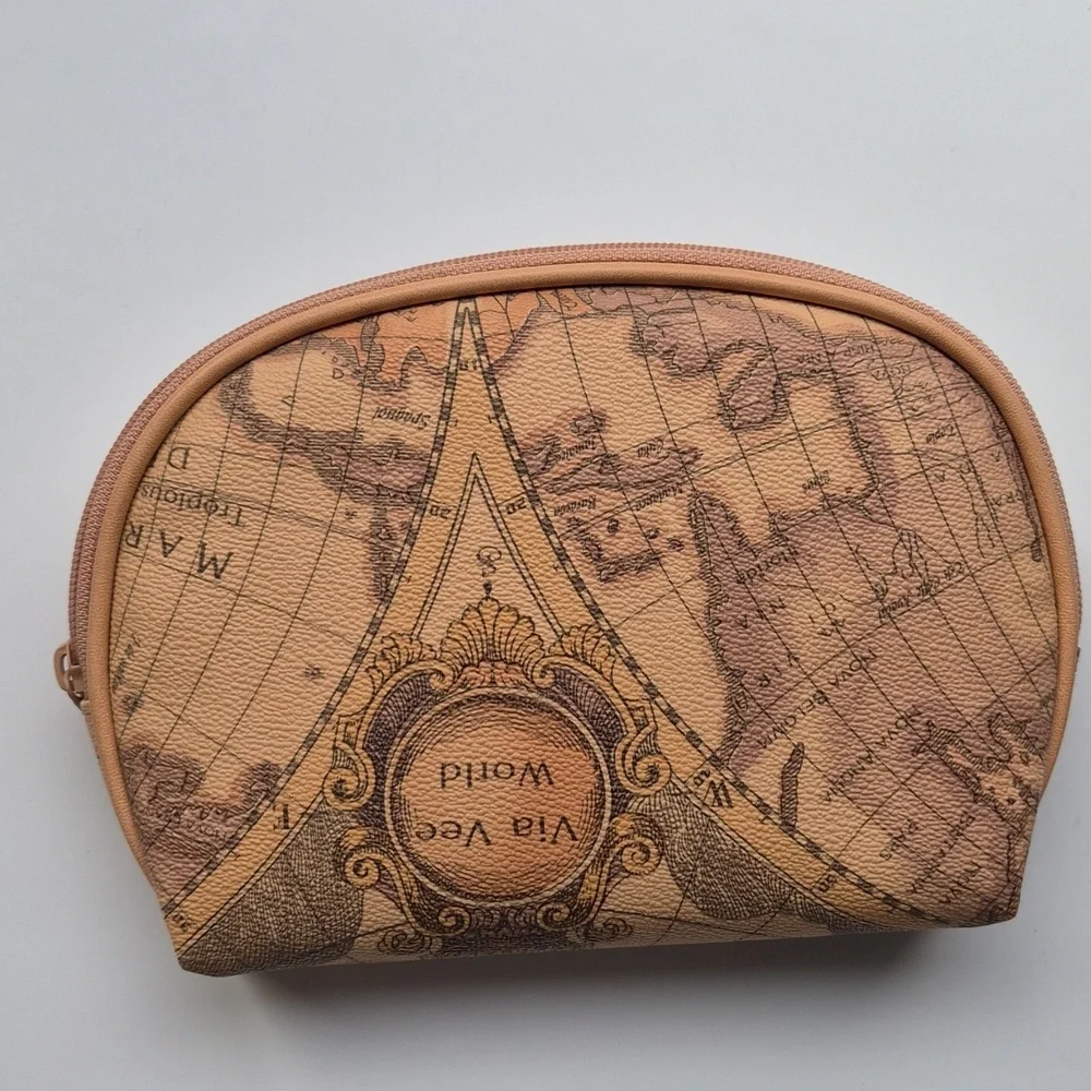 Elka Vintage World Map 5 Nesting Pouches